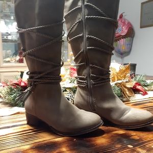 Girls knee high boots
